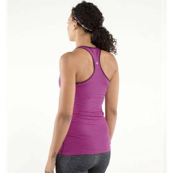 Lululemon racerback tank sz 4 - Picture 5 of 5